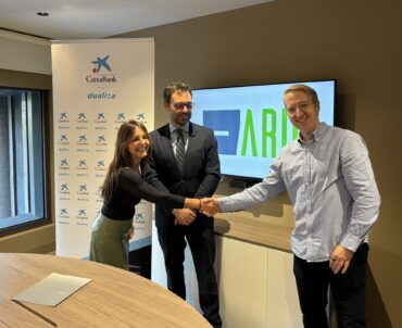 El Clúster ARIC y CaixaBank Dualiza se comprometen con el impulso de la FP en la industria de la construcción en La Rioja